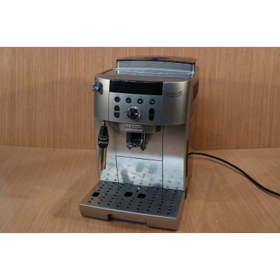 Кофемашина DeLonghi ECAM250.31.SB