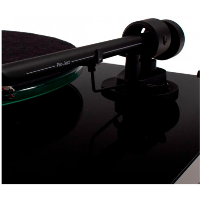 PRO-JECT Проигрыватель пластинок T1 Phono SB OM5E ЧЕРНЫЙ ЛАК EAN:9120097820037