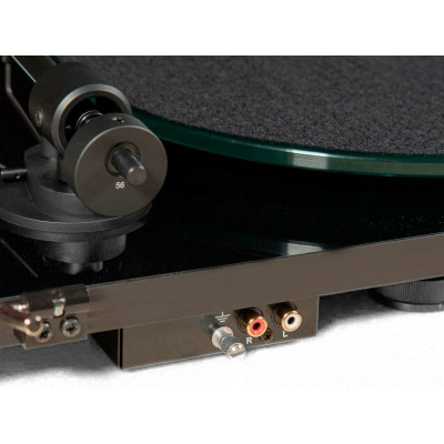 PRO-JECT Проигрыватель пластинок T1 Phono SB OM5E ЧЕРНЫЙ ЛАК EAN:9120097820037