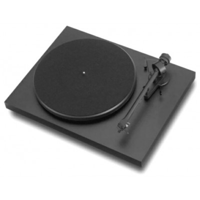 Виниловый проигрыватель Pro-Ject Debut III