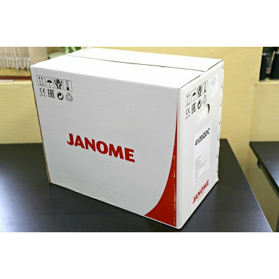 Швейная машина Janome 4120 QDC, белый/черный