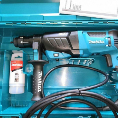 Перфоратор Makita HR2631FT, без аккумулятора, 800 Вт