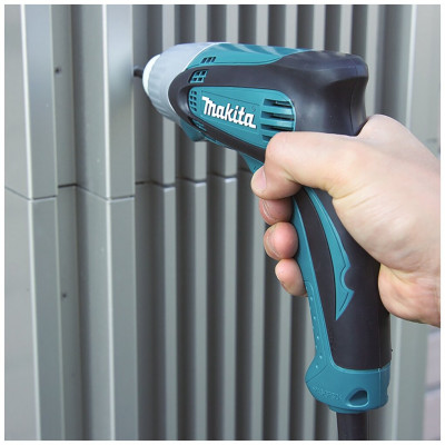 Ударный шуруповерт Makita TD0100, 230 Вт