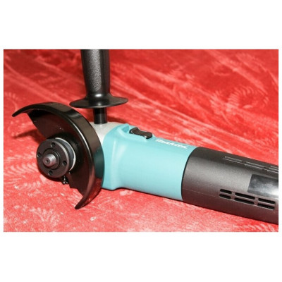 Шлифмашина угловая MAKITA 9564HZ