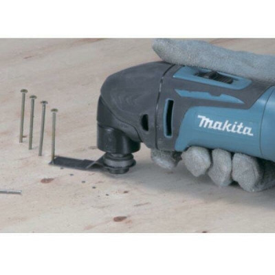 Аккумуляторный реноватор Makita DTM50RFE