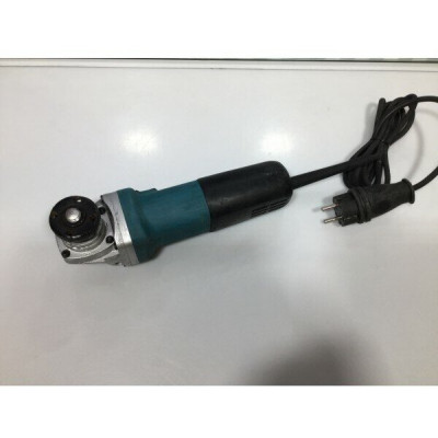 УШМ Makita 9558HN, 840 Вт, 125 мм, без аккумулятора