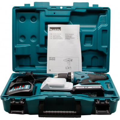 Аккумуляторная дрель-шуруповерт Makita DF457DWE