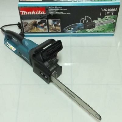 Электрическая пила  Makita UC4050A 2000 Вт