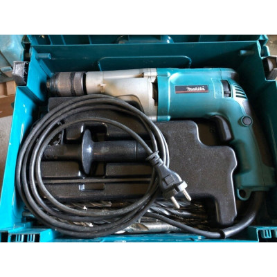 Ударная дрель Makita HP2071, 1010 Вт