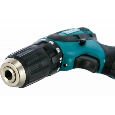 Аккумуляторная дрель-шуруповерт Makita DF330DWE