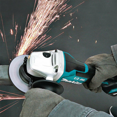 Аккумуляторная УШМ Makita DGA518ZU, 125 мм