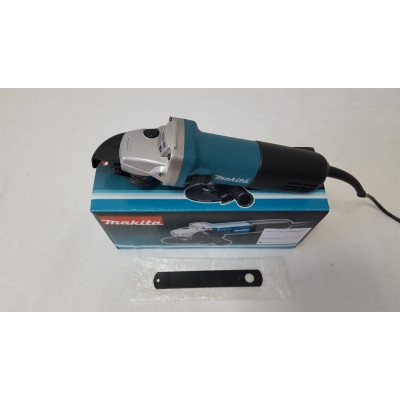 УШМ Makita 9557HN, 840 Вт, 115 мм