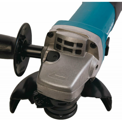 УШМ Makita 9557HN, 840 Вт, 115 мм