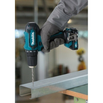 Аккумуляторная дрель-шуруповерт Makita DF333DWAE