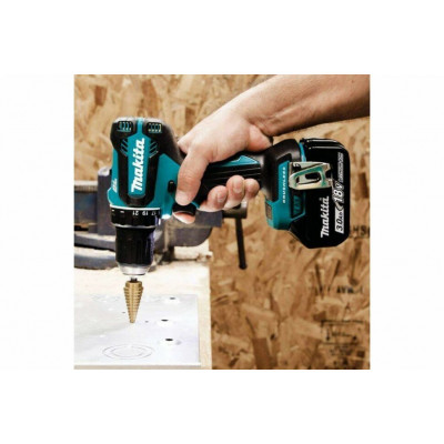 Аккумуляторная дрель-шуруповерт Makita DDF485RFE