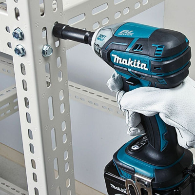 Винтоверт Makita DTS141Z, без аккумулятора