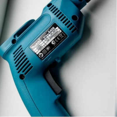 Безударная дрель Makita 6408, 530 Вт, без аккумулятора