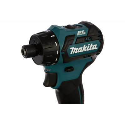 Аккумуляторный шуруповерт Makita DF032DWAE