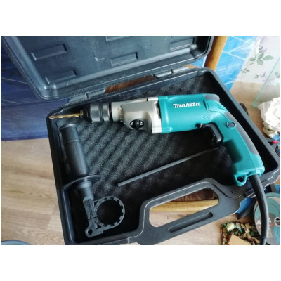 Безударная дрель Makita DP4011, 720 Вт, без аккумулятора