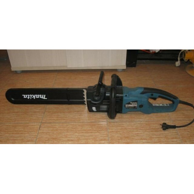 Электрическая пила  Makita UC4051AX1 2000 Вт