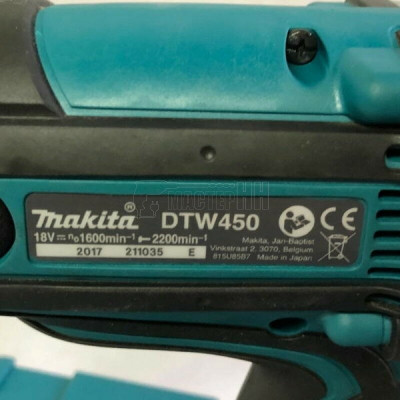 Аккумуляторный ударный гайковерт Makita DTW450Z, без аккумулятора