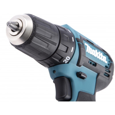 Аккумуляторная дрель-шуруповерт Makita DF333DWME