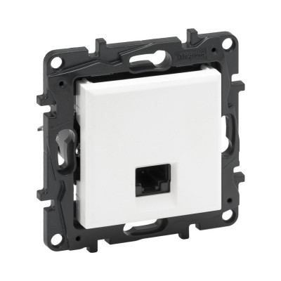 Информационная розетка одинарная Niloe Step RJ45 Кат.5e UTP Белый new Информационная розетка одинарная Niloe Step RJ45 Кат.5e UTP Белый new